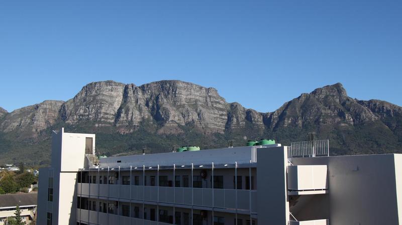 2 Bedroom Property for Sale in Kenilworth Western Cape